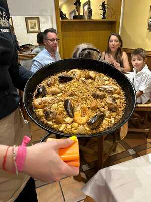 La Paella De La Reina 39
