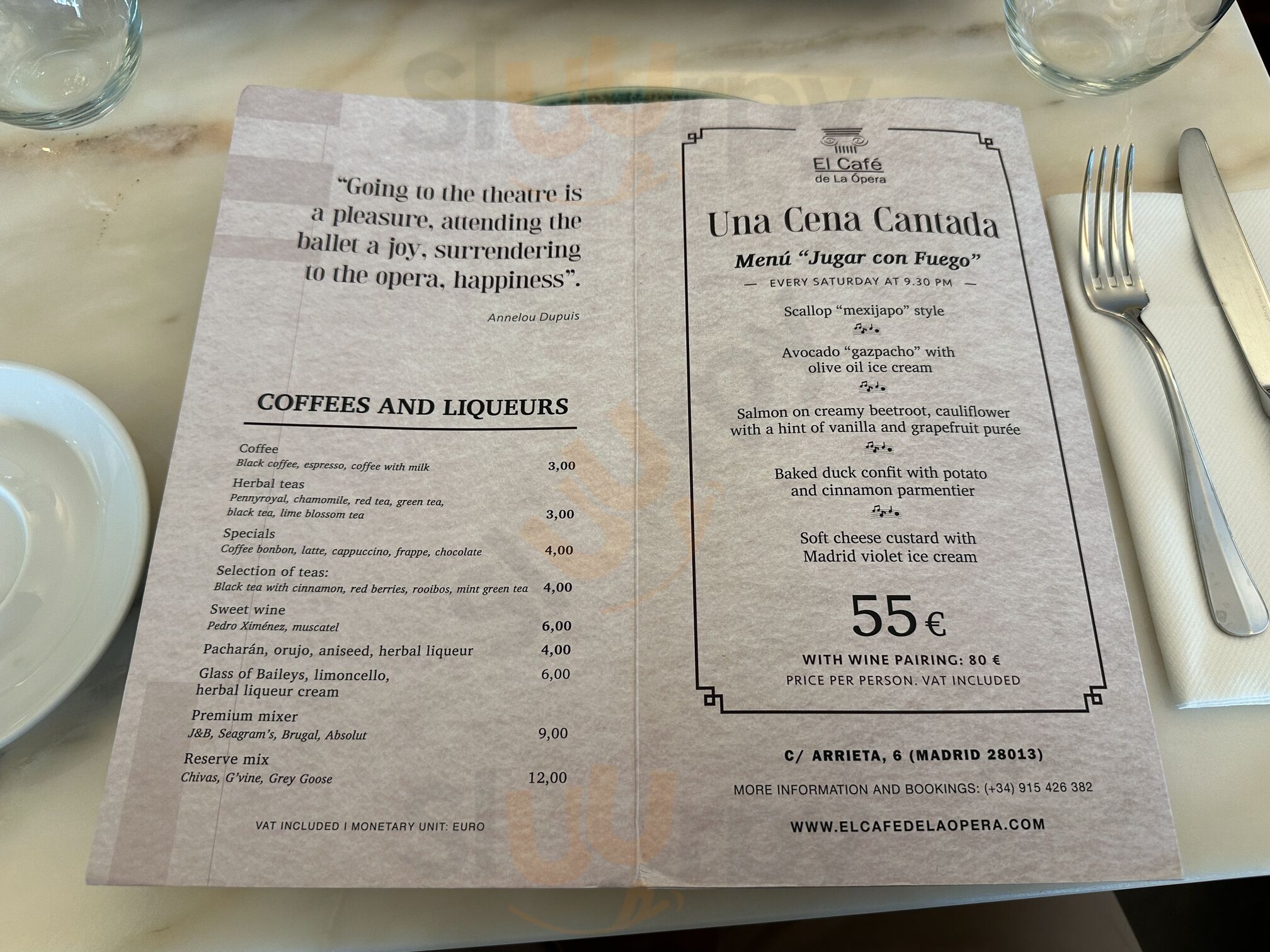 El Café De La Ópera