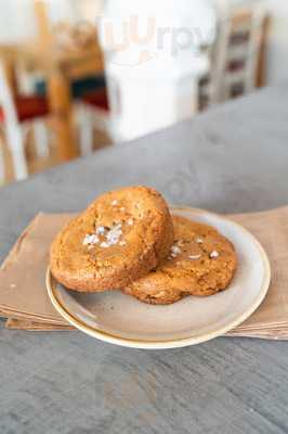 La Infinito Cafe-libros-arte