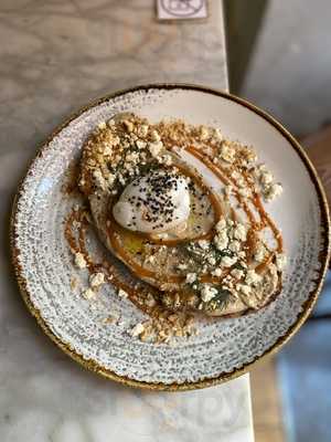 La Infinito Cafe-libros-arte