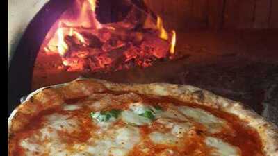 Pizzeria Amadeo Di Napoli Napoli