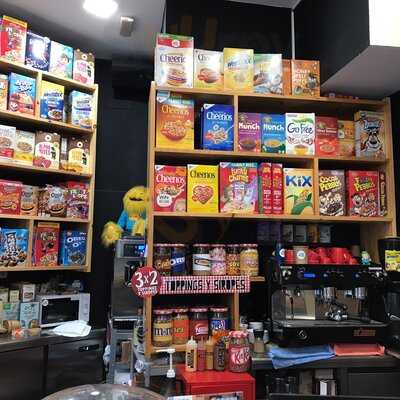 Cereal Hunters Café
