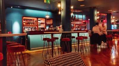 Vermutería Gran Clavel