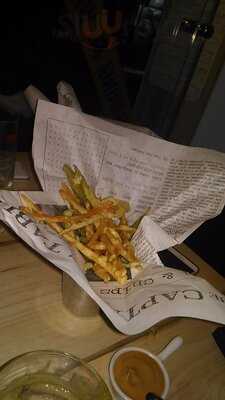 La Alcaparra & Hamburgueseria