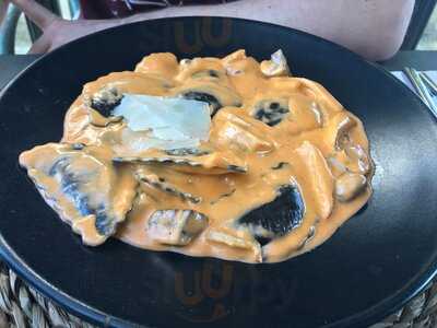 La Mafia Se Sienta A La Mesa 4 Torres