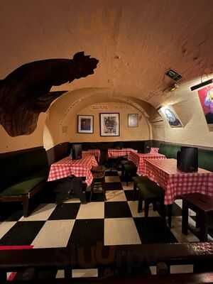 Las Cuevas De Sesamo