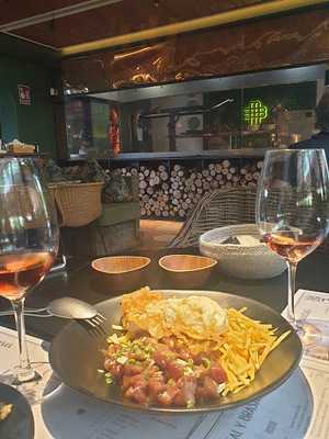 Las Brasas Del Mentidero