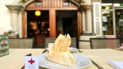 Mesón Quinta Dimensión