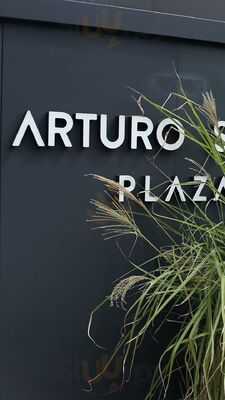 The Knife Arturo Soria