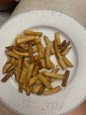 Five Guys Gran Vía - Photo 8