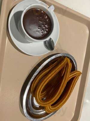 Churrería-chocolatería Las Farolas