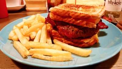 Old School Skaterock Shop