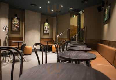 Starbucks Gran Via 30