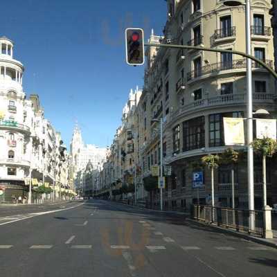 Starbucks Gran Via 30