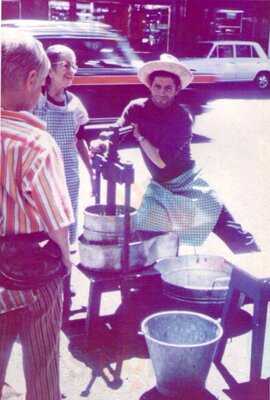 Kiosko De Horchata Miguel Y Jose