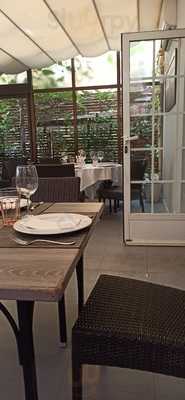 Mixture Lounge And Restaurant