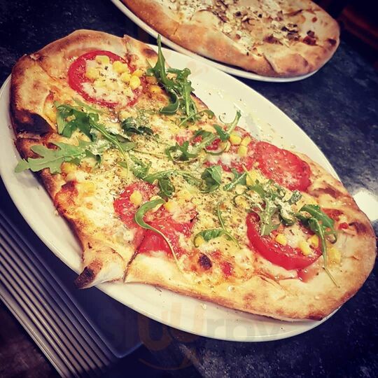 Pasta E Pizza Sienna