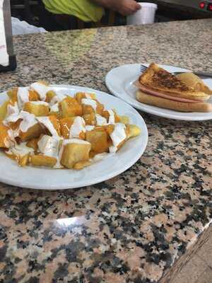 Cervecería Sierra - Photo 8