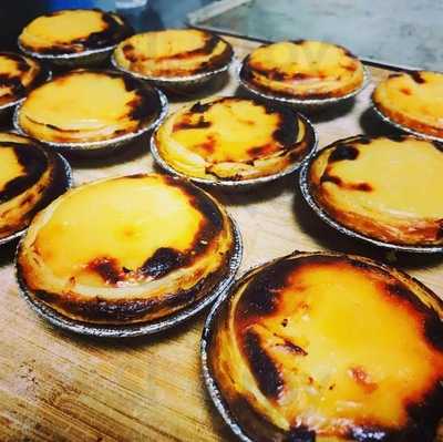 Café De La Rivière