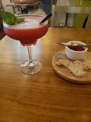 Rhino Wild Bar & Bistro