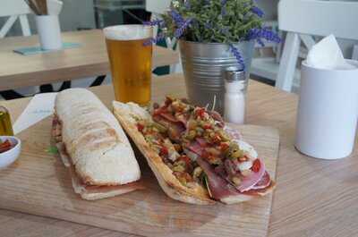 Ricci's Cakes - Photo 7