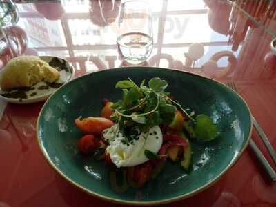 Somos Garra Restaurant