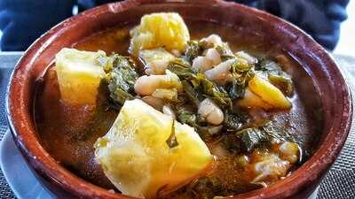 Taberna De Argensola