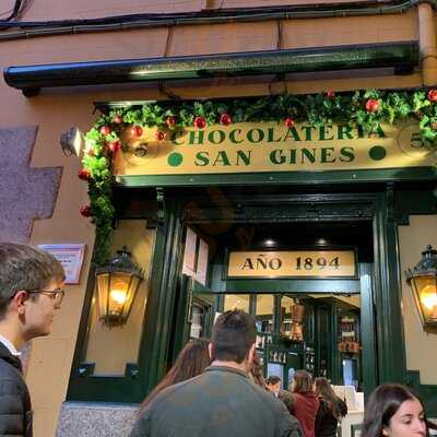 Chocolatería San Ginés