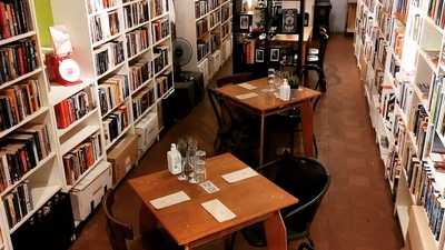 J&j Books And Coffee