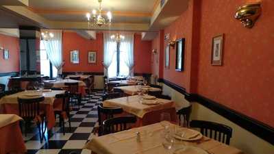 La Plaza De Chamberi