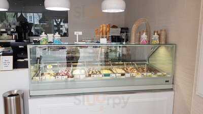 Heladería La Dolce Vita Cafeteria