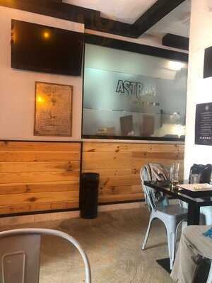 Astros Resto-bar