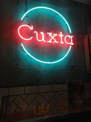 Cuxta Antojitos-beer & Shop