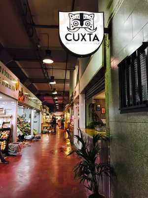 Cuxta Antojitos-beer & Shop