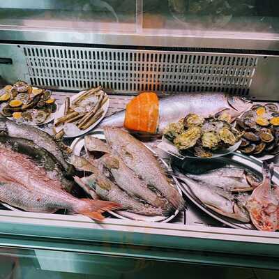 Delfin Bar Restaurant