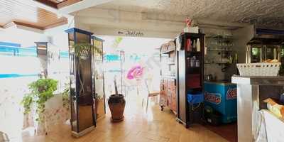 Delfin Bar Restaurant