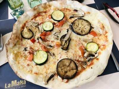 La Mafia Se Sienta A La Mesa - C.c. La Vaguada