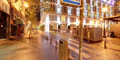 Plaza De Santa Ana 3