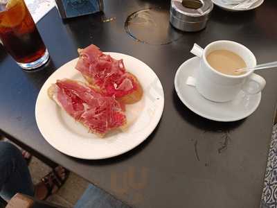 Taberna - Restaurante El Capataz