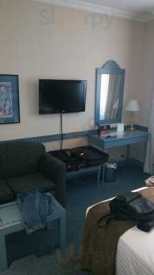 Aparthotel Gran Via 65