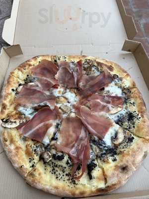 De La Cruz Pasta & Pizza Bar