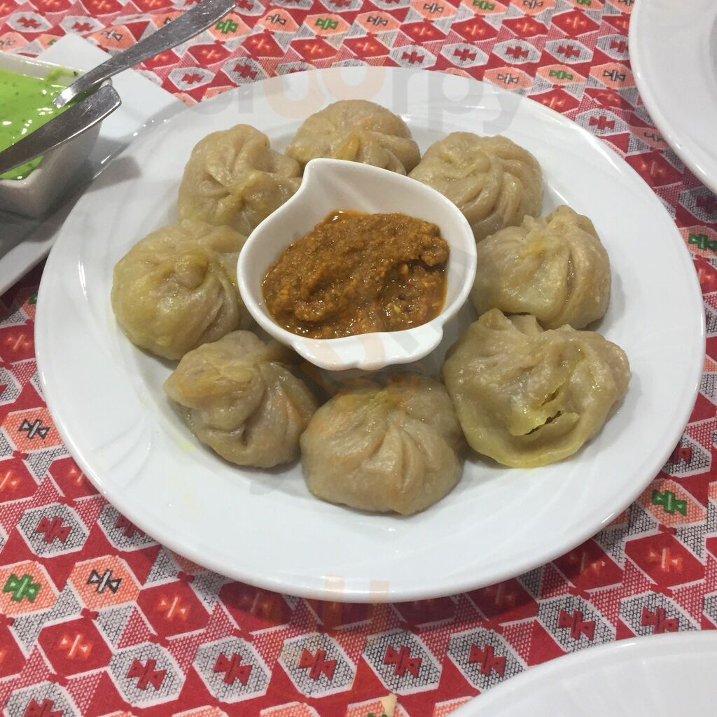 Namaste Madrid Nepali Y Hindu