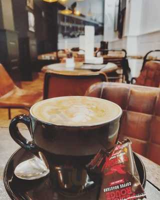 Pelican Rouge Belgian Coffee Shop
