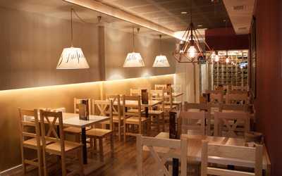 La Loca Juana Bar De Vinos