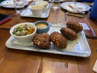 Egeo Suvlakeria Griega Malasaña