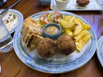 Egeo Suvlakeria Griega Malasaña