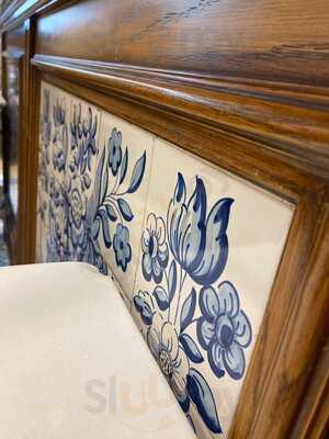 Taberna Los Cuatro Robles - Photo 7