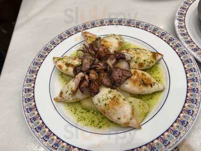 Taberna Los Cuatro Robles