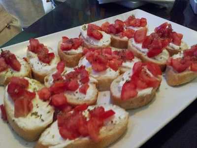 Lunch Box Restaurant & Tiki Room