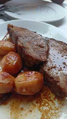 La Penela Restaurante Gallego. Velázquez